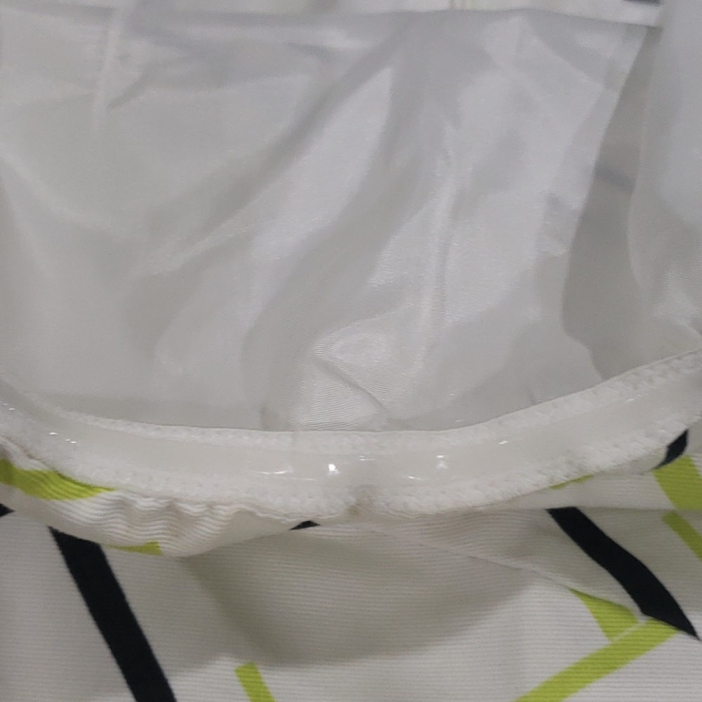Geometric lime and black dress - Picture 5 of 5
